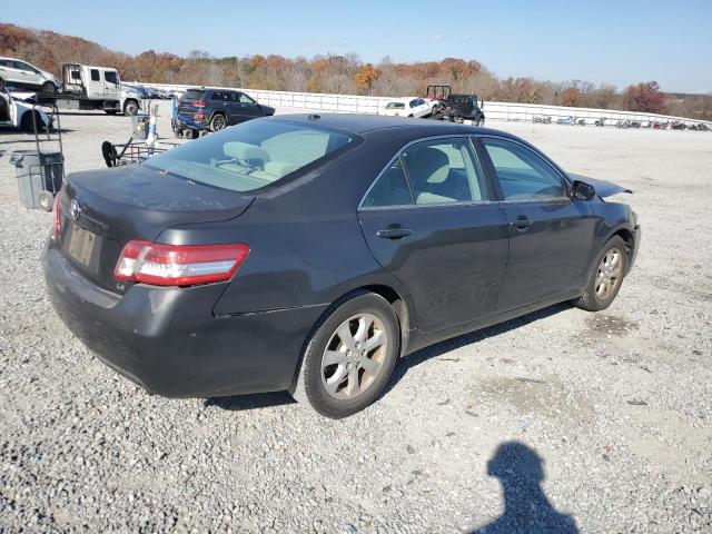 Toyota Camry Base Image 8