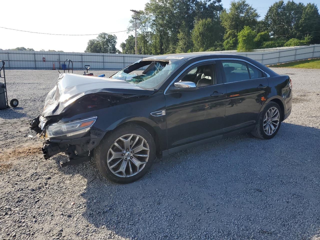 Ford Taurus Limited Image 1