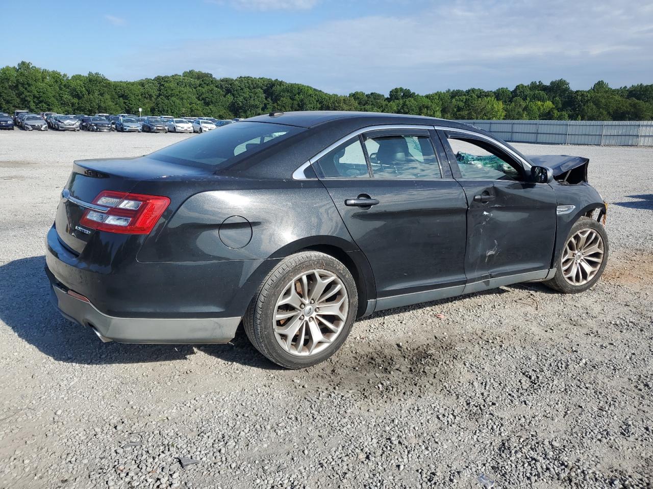 Ford Taurus Limited Image 12