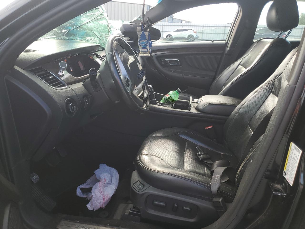 Ford Taurus Limited Image 3