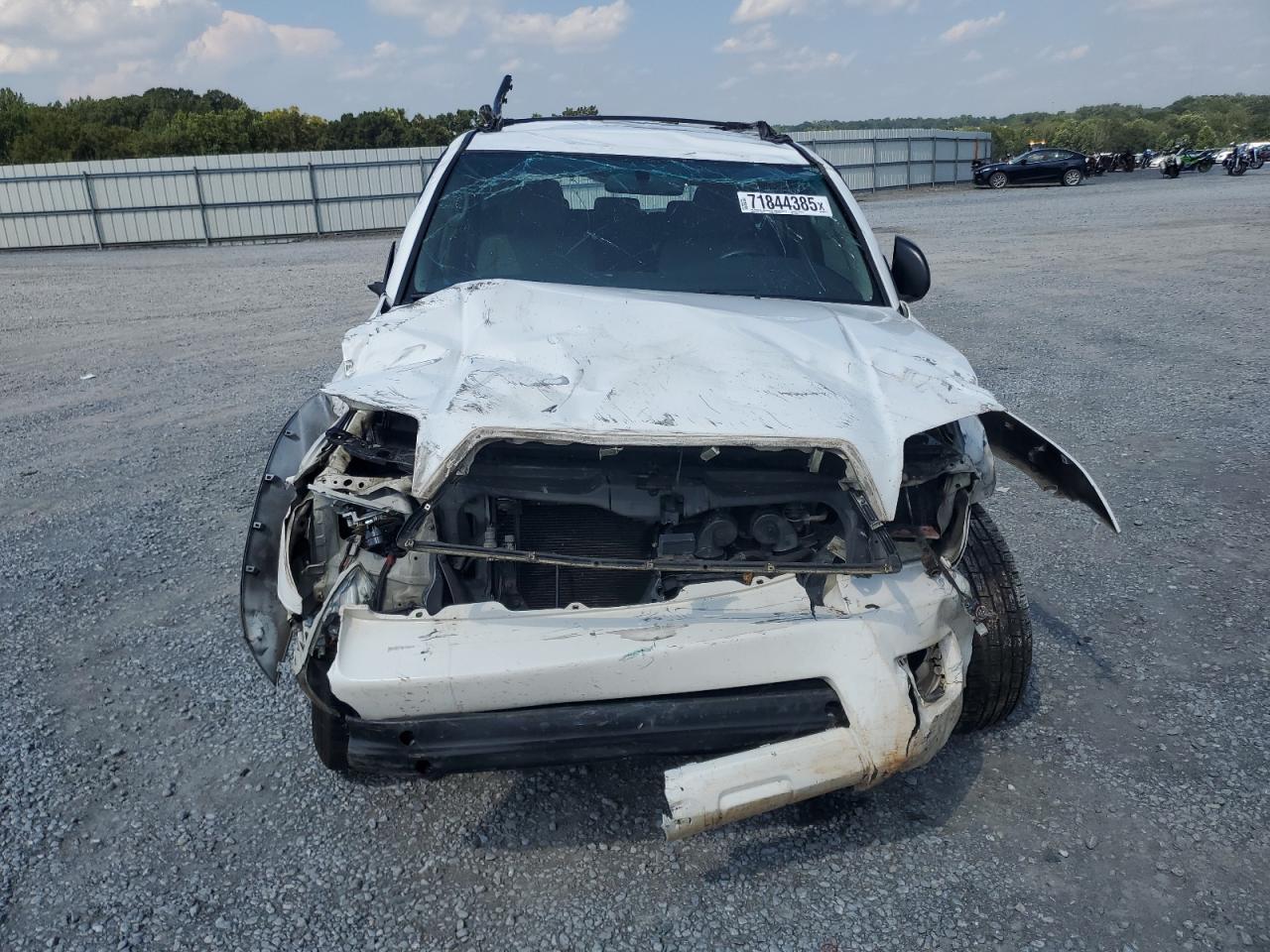 Toyota 4Runner Sr5 Image 11