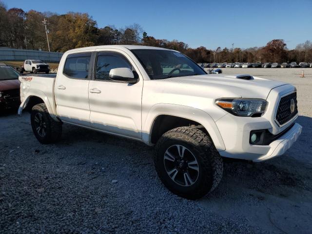 Toyota Tacoma Double Cab Image 10