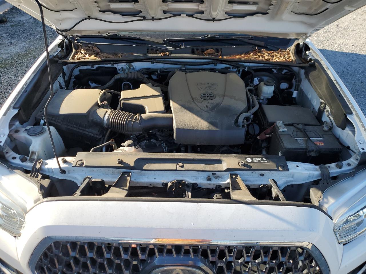 Toyota Tacoma Double Cab Image 6