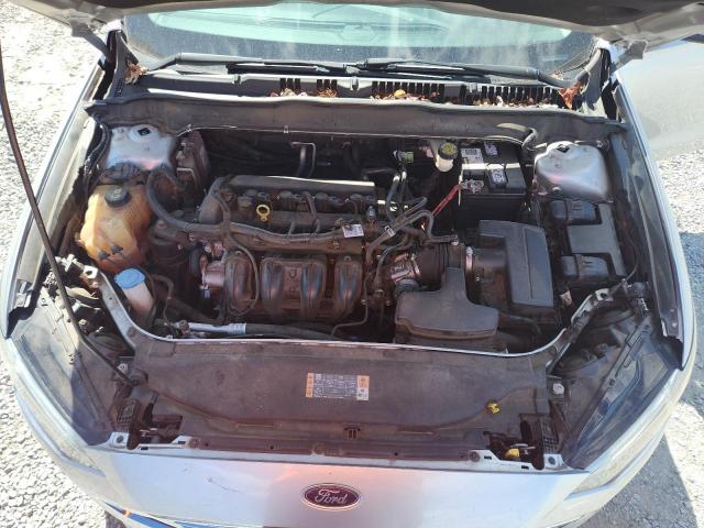 Ford Fusion S Image 9