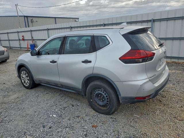 Nissan Rogue S Image 2
