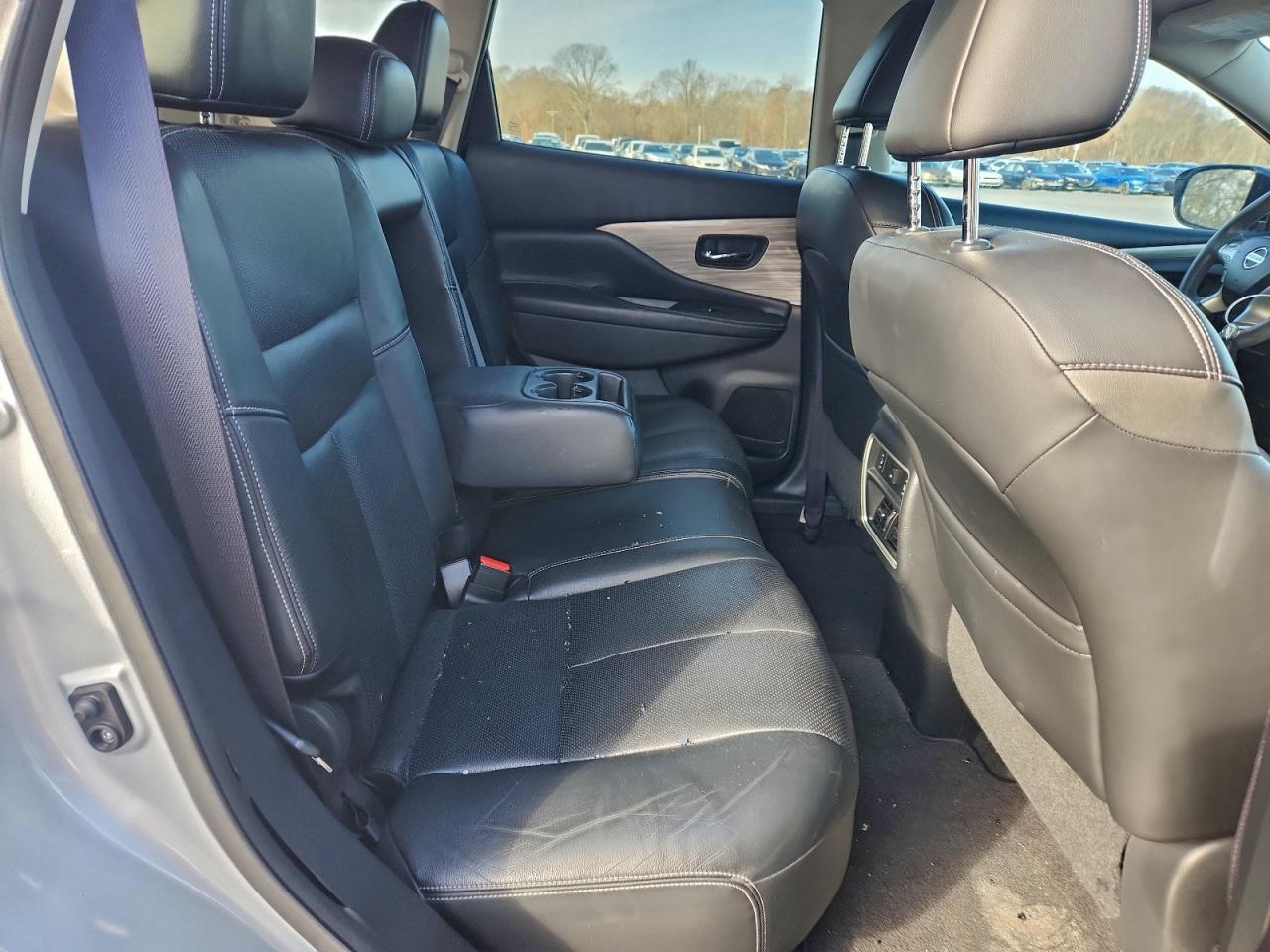 Nissan Murano S Image 4