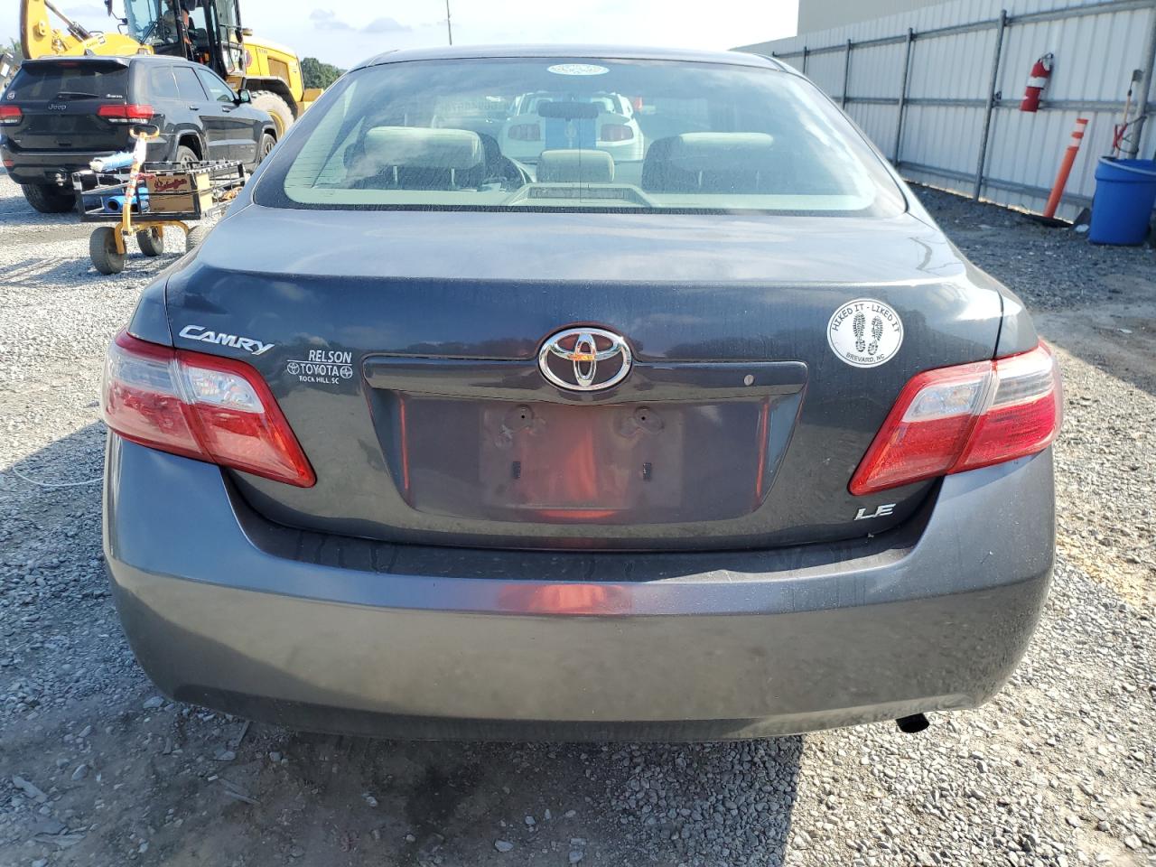 Toyota Camry Base Image 2