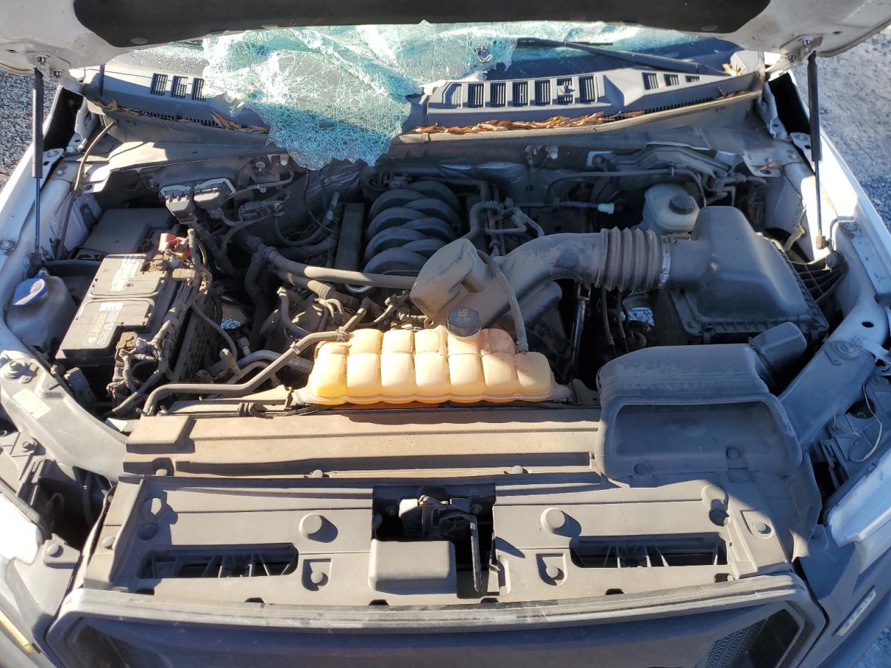 Ford F-150 Super Cab Image 5