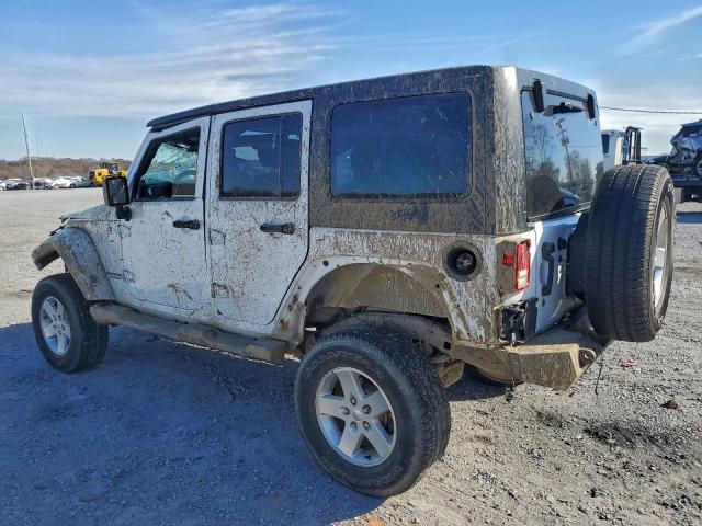 Jeep Wrangler Sahara Image 3