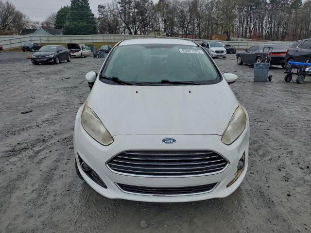 Ford Fiesta Titanium Image 4