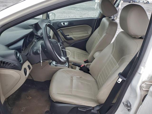 Ford Fiesta Titanium Image 2