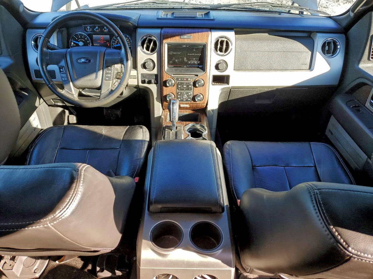 Ford F-150 Supercrew Image 3