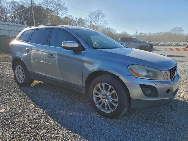 Volvo XC60 T6 Image 9