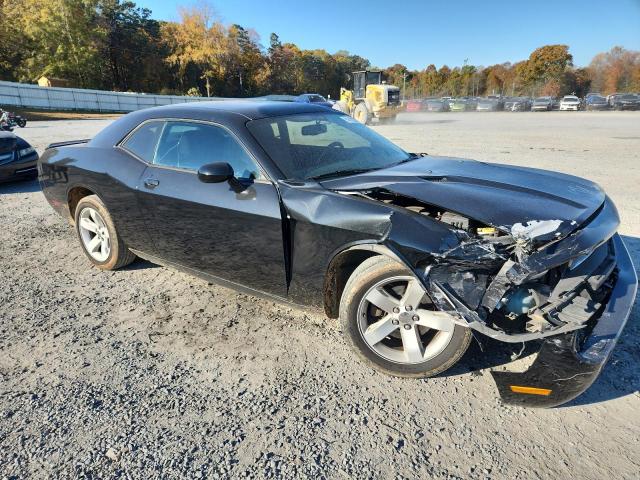 Dodge Challenger Sxt Image 8