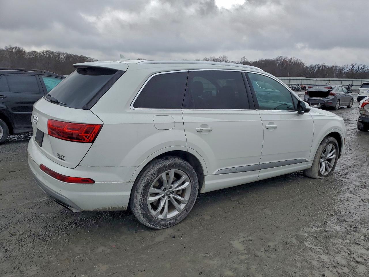 Audi Q7 Premium Image 12