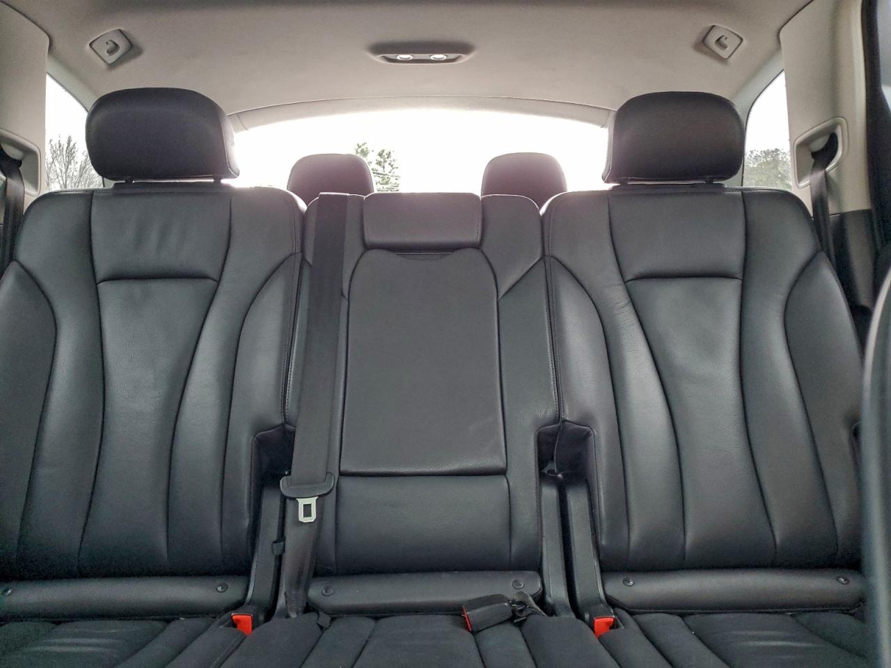 Audi Q7 Premium Image 10