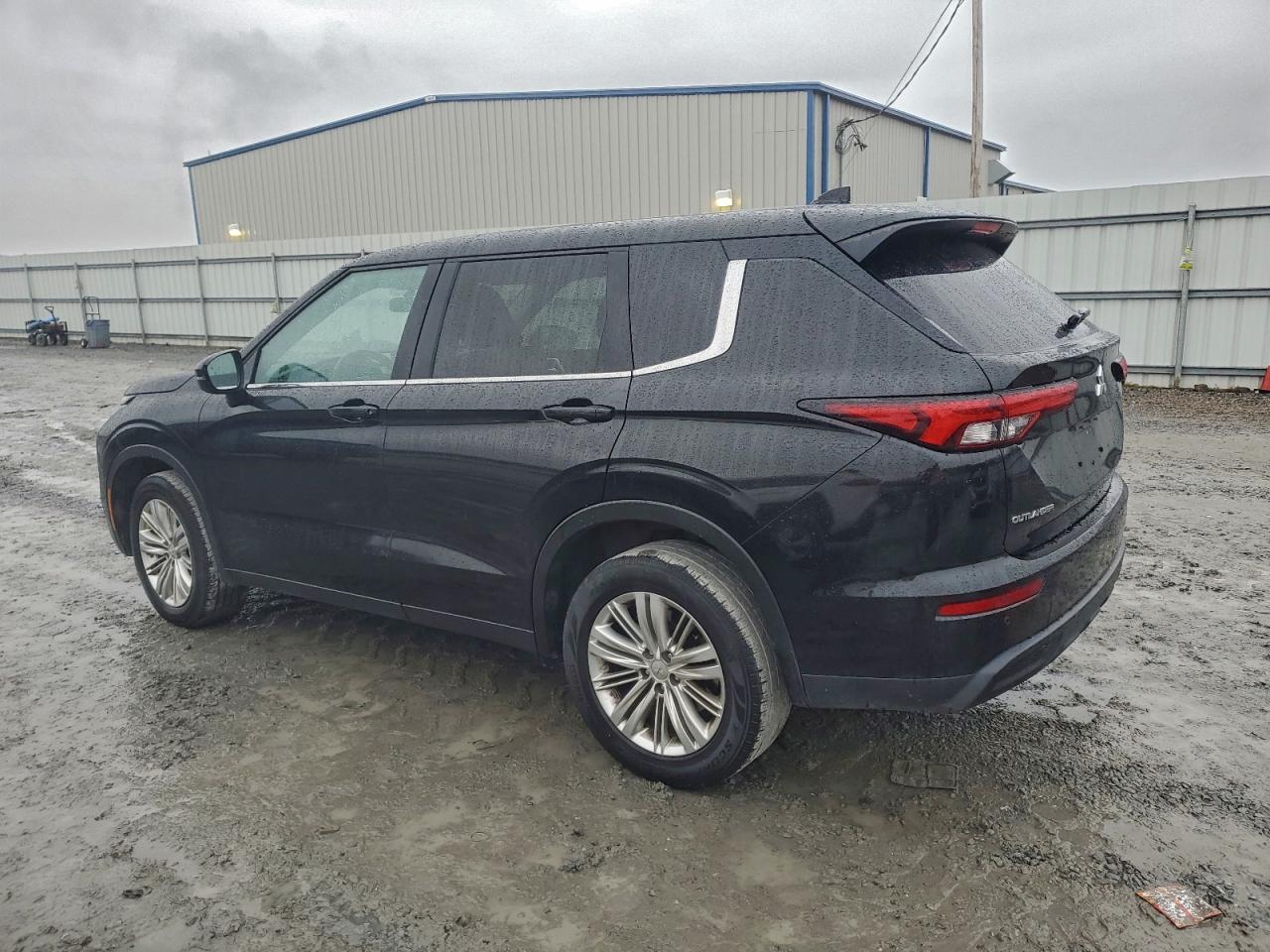 Mitsubishi Outlander Es Image 3