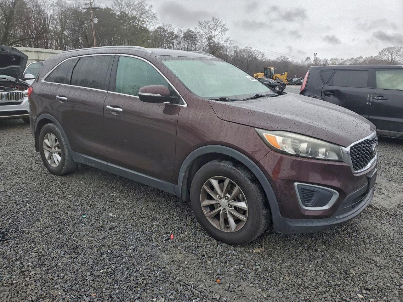 Kia Sorento Lx Image 2