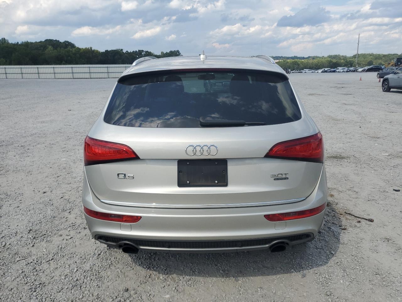 Audi Q5 Premium Plus S-line Image 13