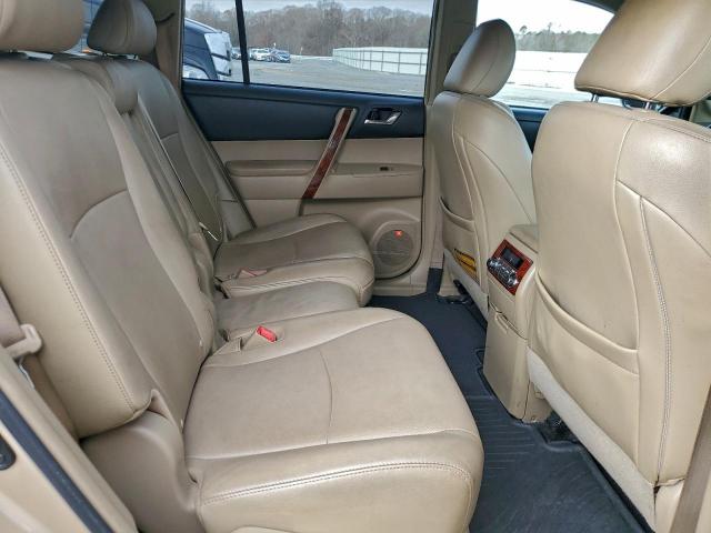 Toyota Highlander Limited Image 13