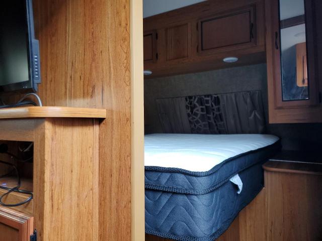 Starcraft Autumn Rid Image 10