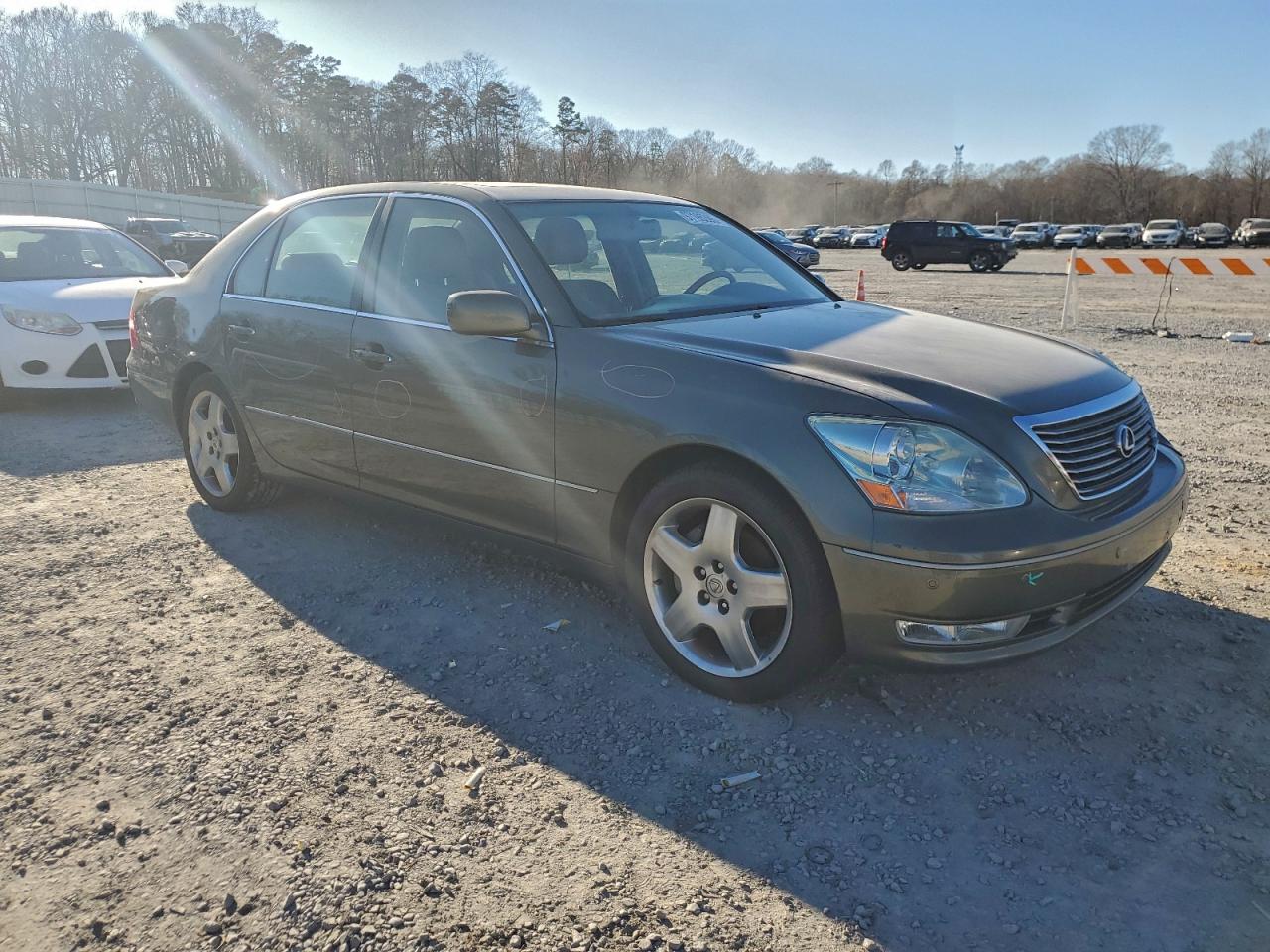 Lexus LS 430 Image 12