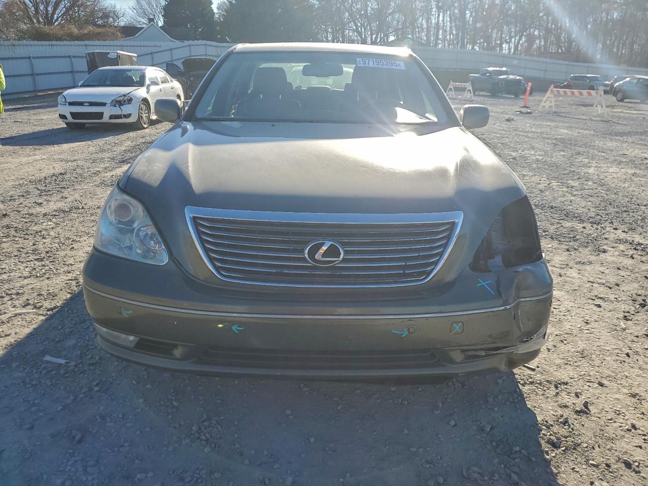 Lexus LS 430 Image 7