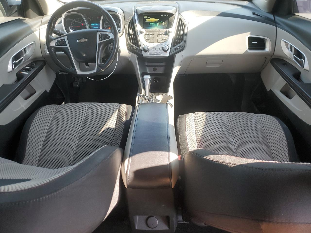 Chevrolet Equinox Lt Image 2