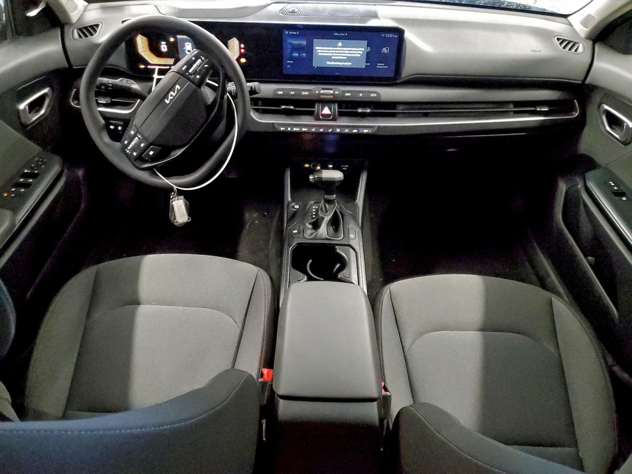 Kia K4 Lx Lx Image 12