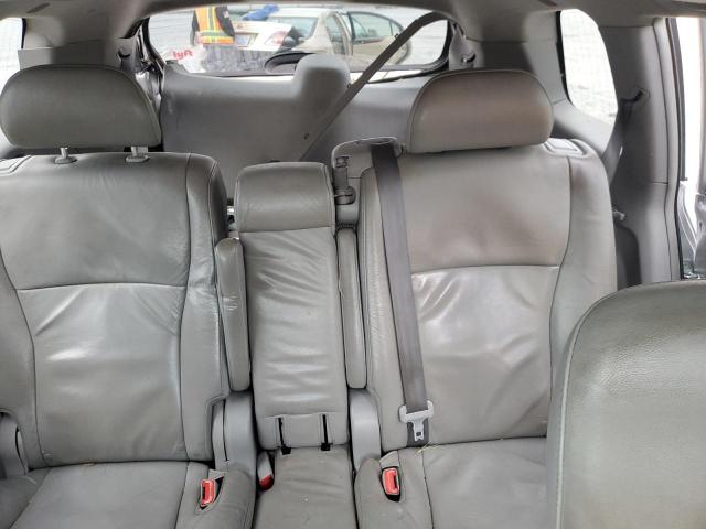 Toyota Highlander Base Image 7