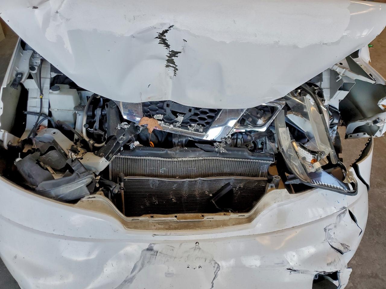 Nissan Nv 2.5s Image 7