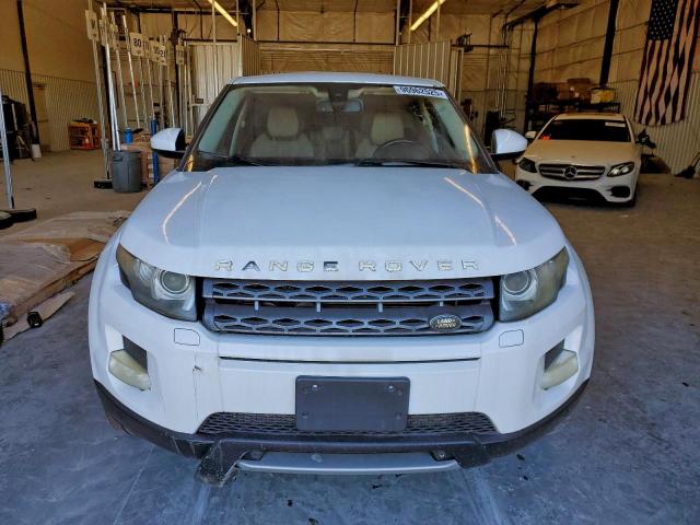 Land Rover Range Rover Pure Plus Image 9