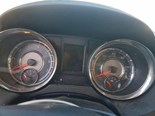 Chrysler Minivan Touring Image 6