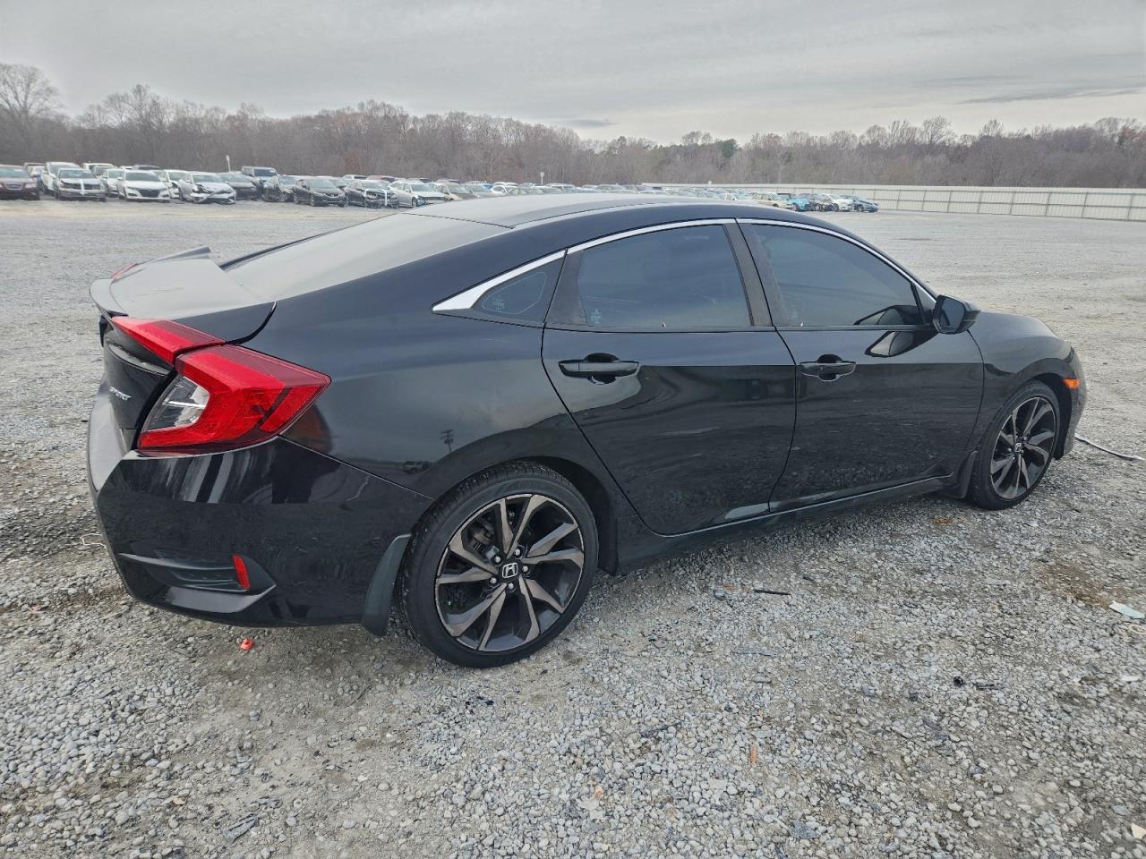 Honda Civic Sport Image 9