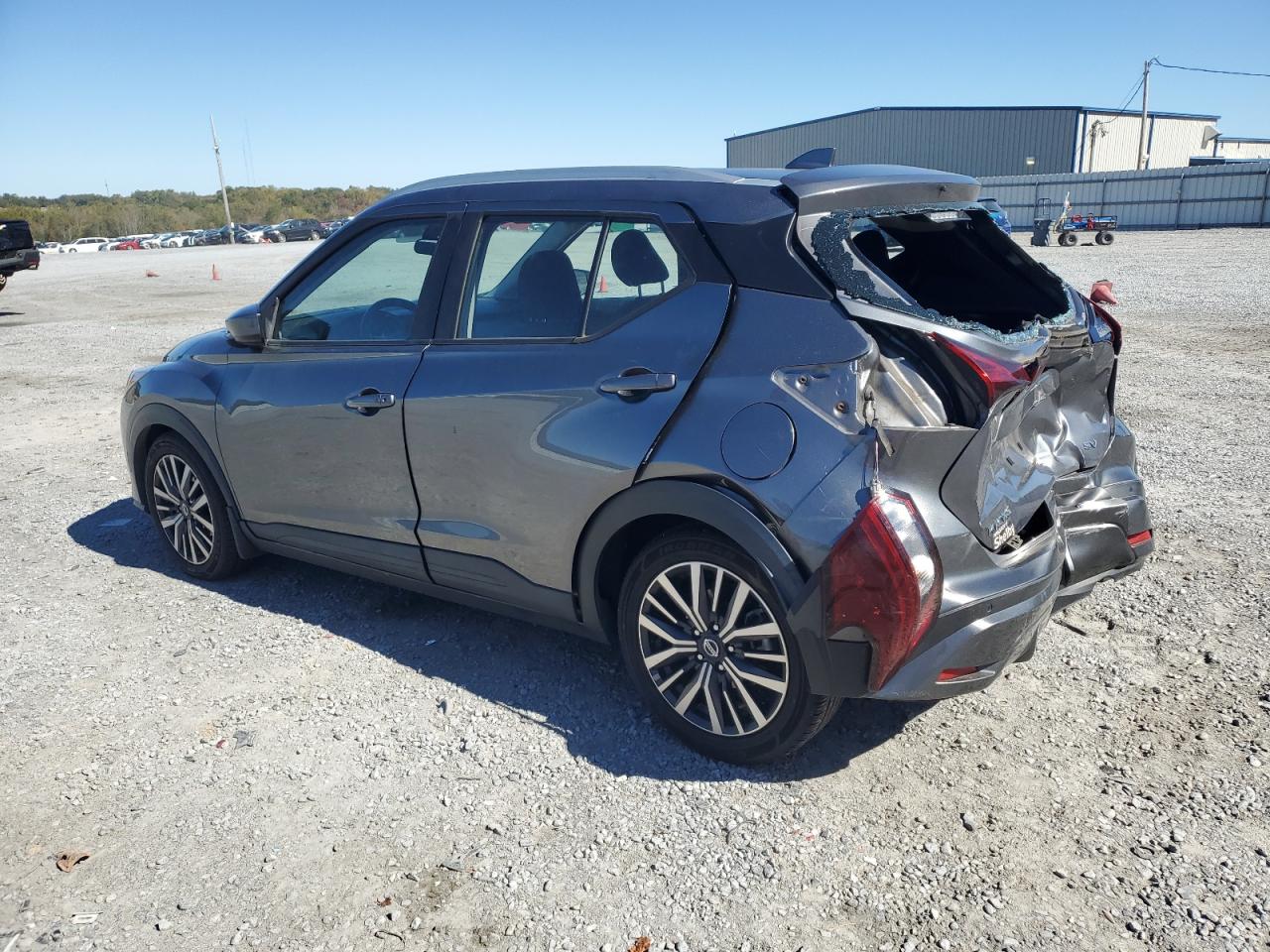 Nissan Kicks Sv Image 8