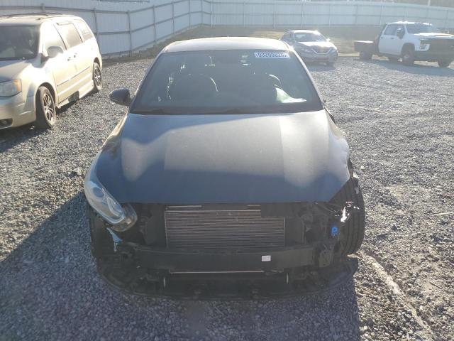 Kia Forte Gt Line Image 9