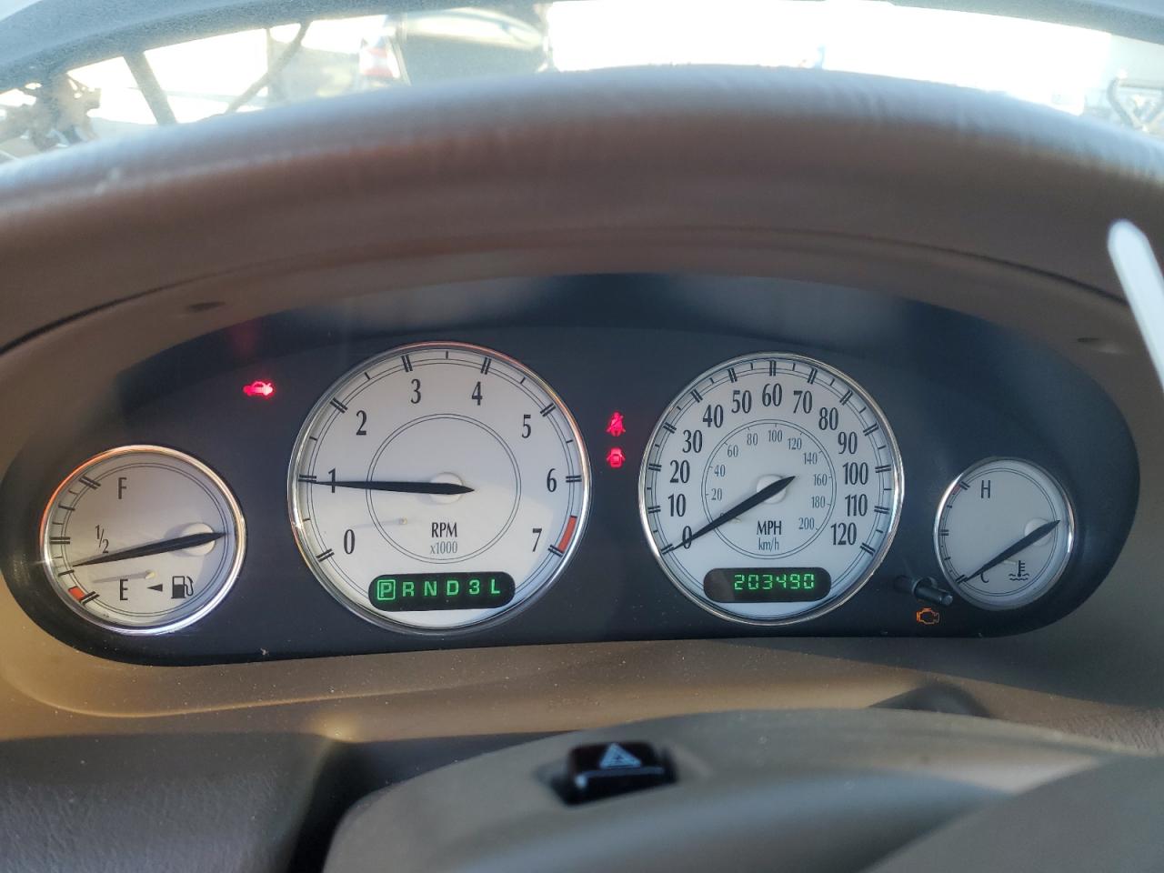 Chrysler LHS Image 9