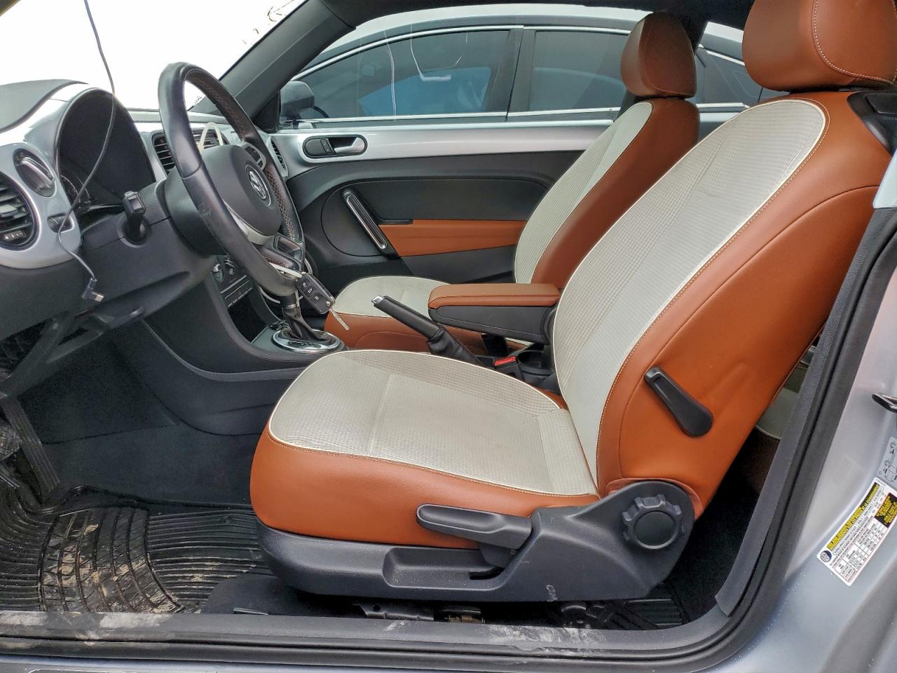 Volkswagen Beetle 1.8t Image 5