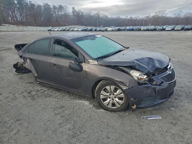 Chevrolet Cruze Ls Image 8