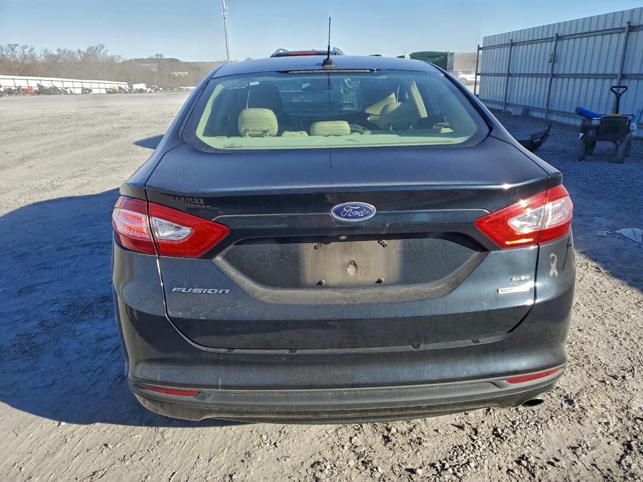 Ford Fusion Se Image 8