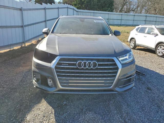 Audi Q7 Premium Image 11