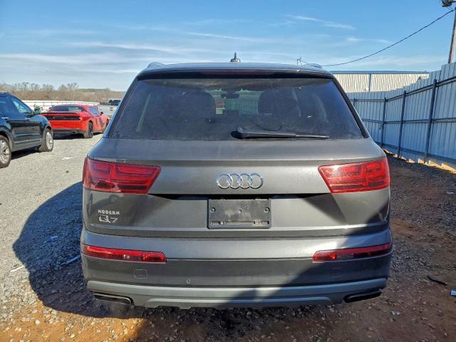 Audi Q7 Premium Image 10