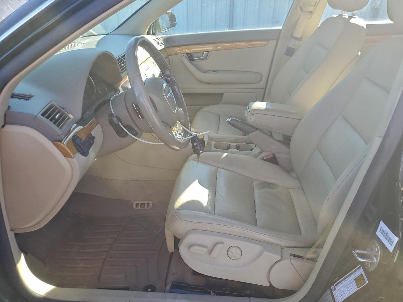 Audi A4 2.0t Quattro Image 11