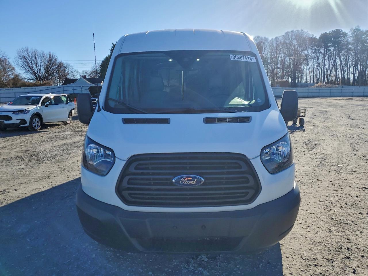 Ford Transit T-250 Image 7