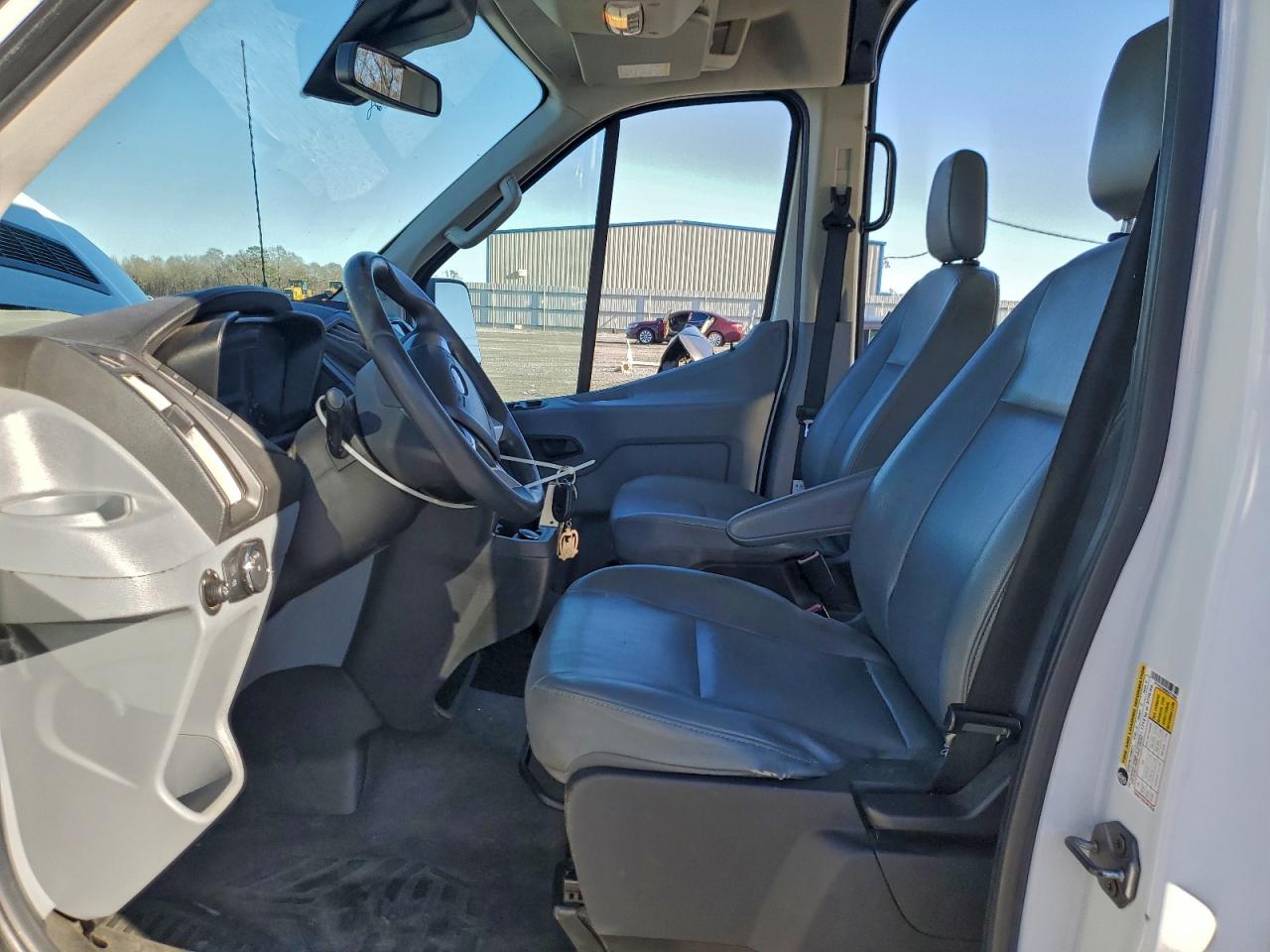 Ford Transit T-250 Image 9