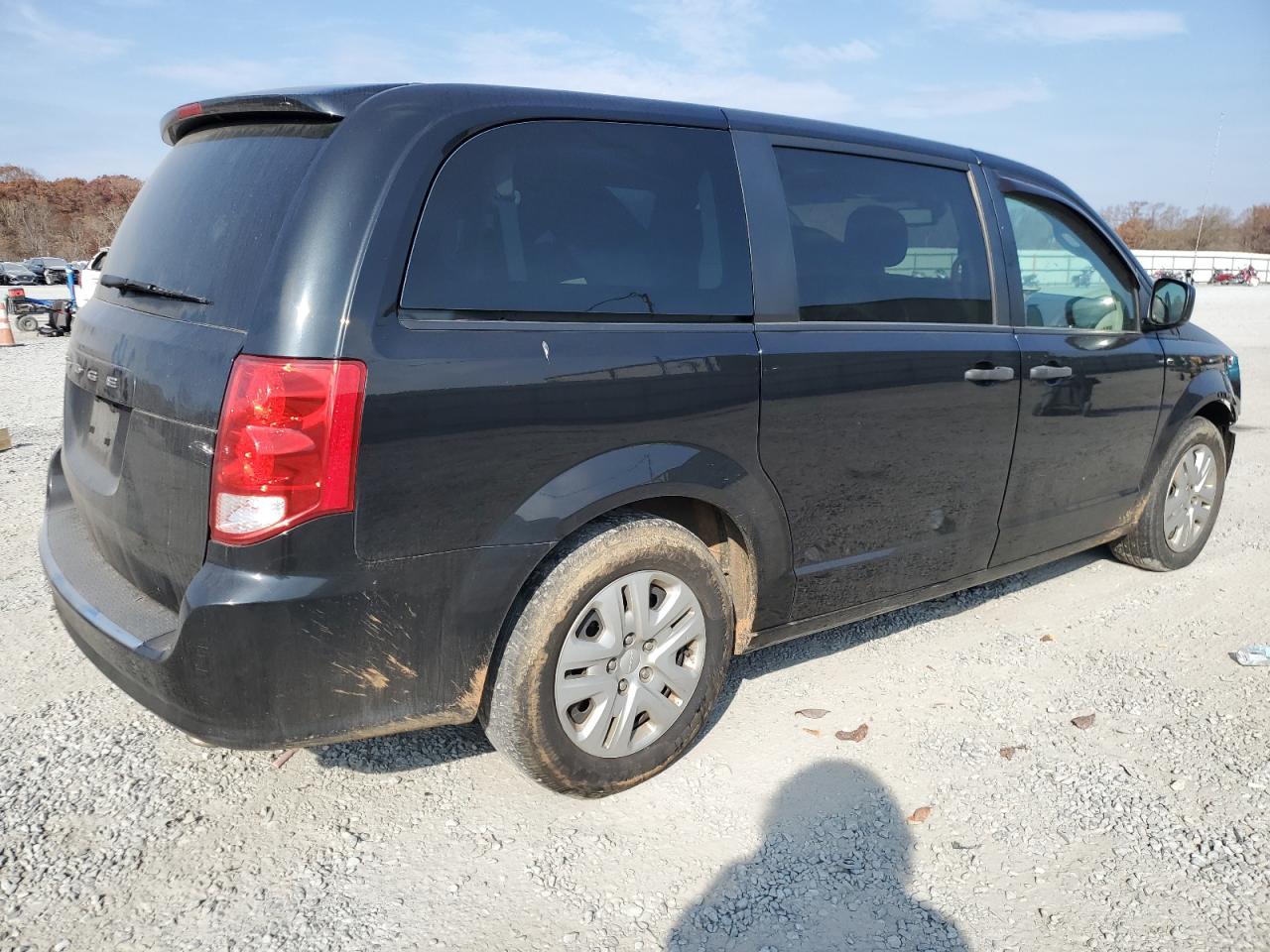 Dodge Caravan Se Image 11