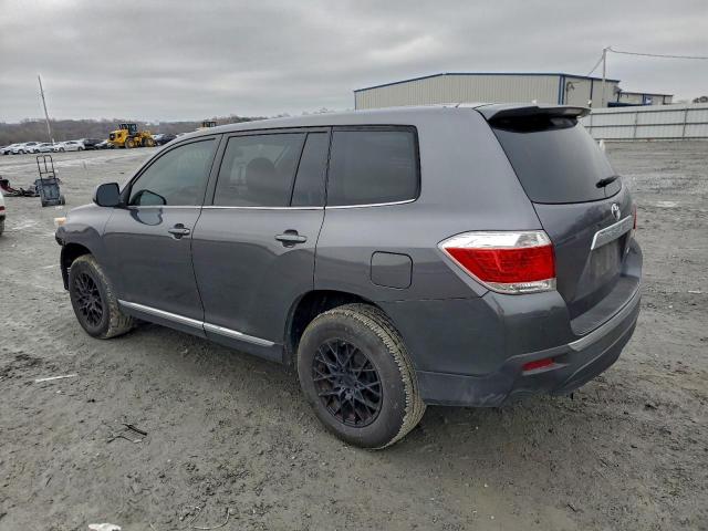 Toyota Highlander Base Image 7