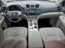 Toyota Highlander Base Image 13