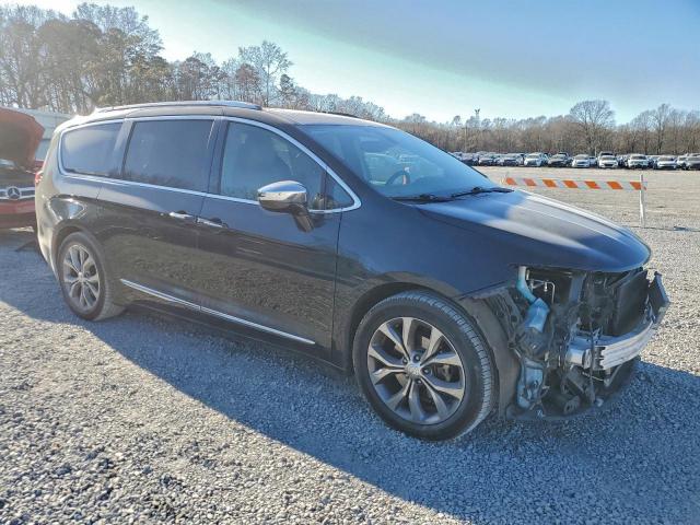 Chrysler Pacifica Limited Image 10