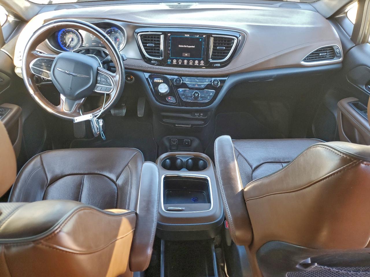 Chrysler Pacifica Limited Image 2